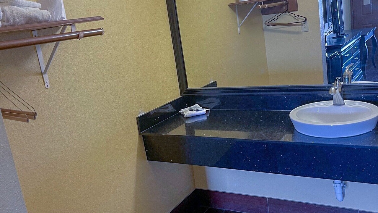 Photo of Bathroom in Central City