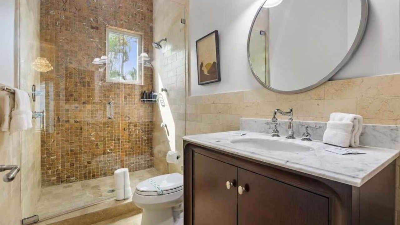Photo of Bathroom in Plantation