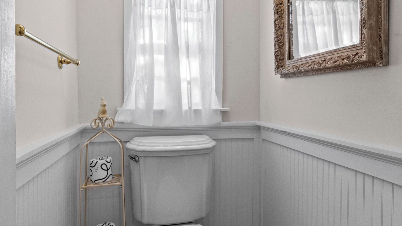 Photo of Bathroom in Islamorada