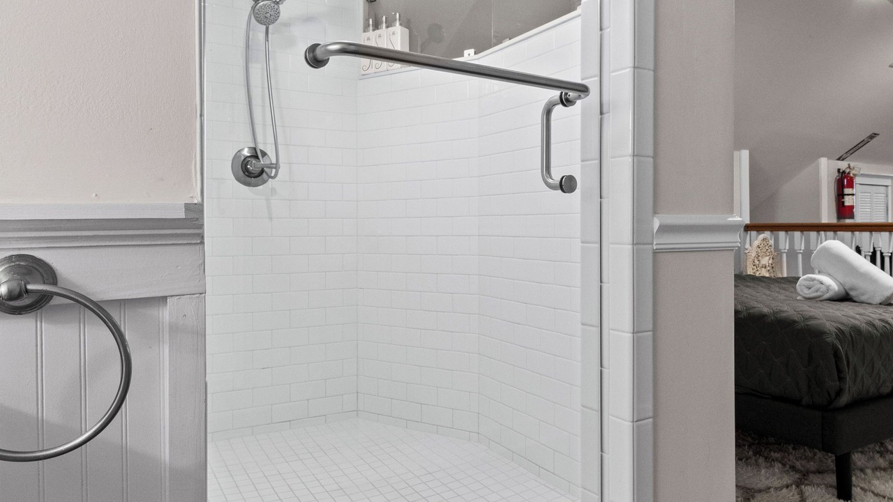 Photo of Bathroom in Islamorada