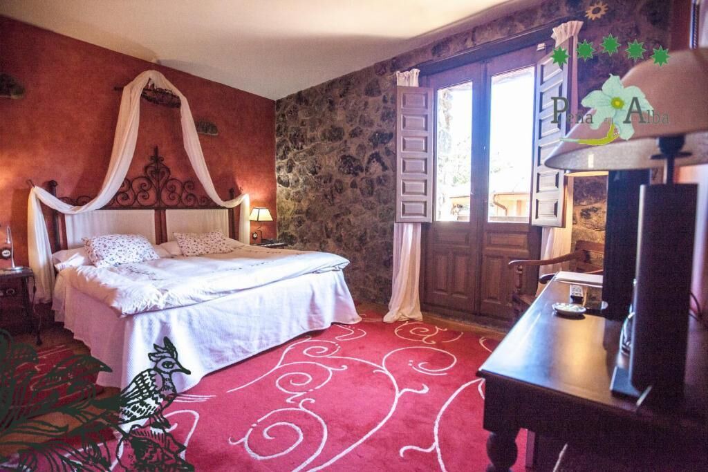 Photo of Bedroom in Arroyomolinos de la Vera