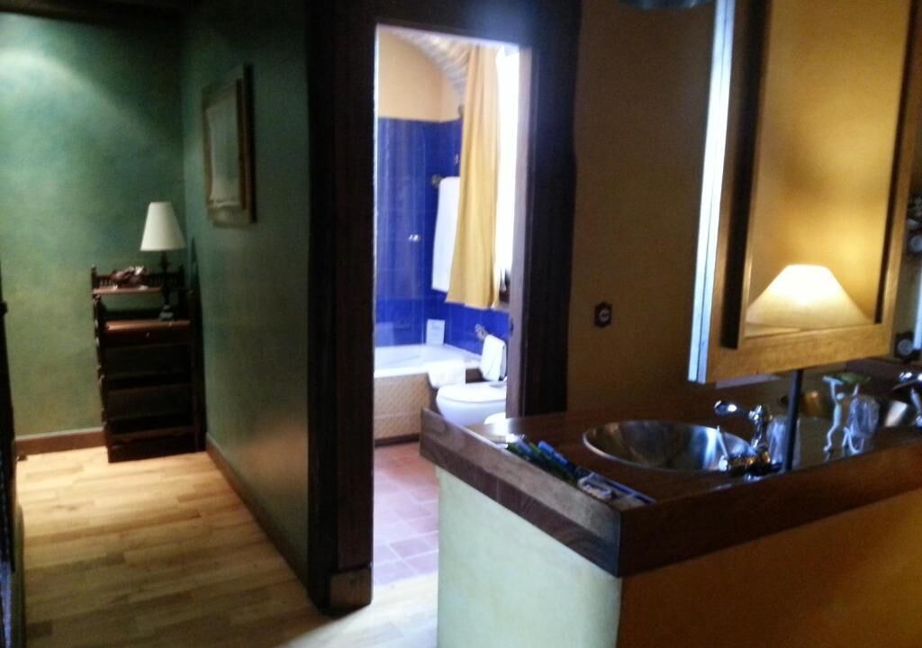Photo of Bathroom in Arroyomolinos de la Vera