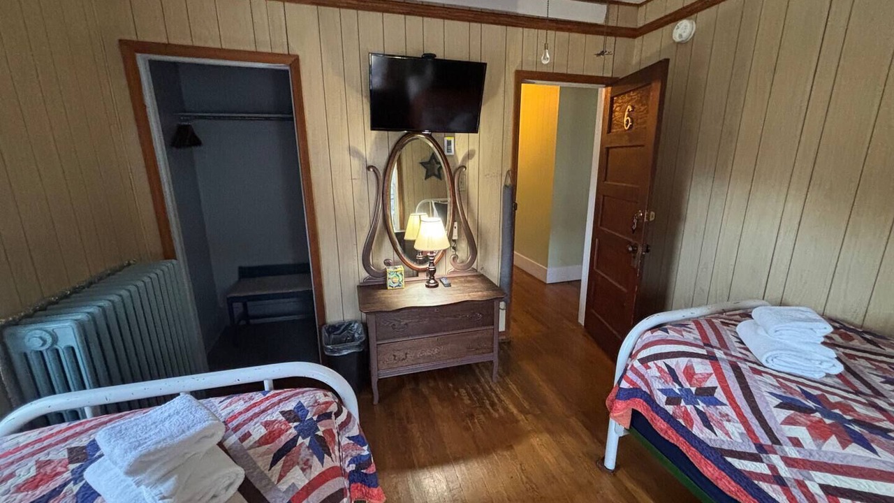 Photo of Bedroom in Marlinton