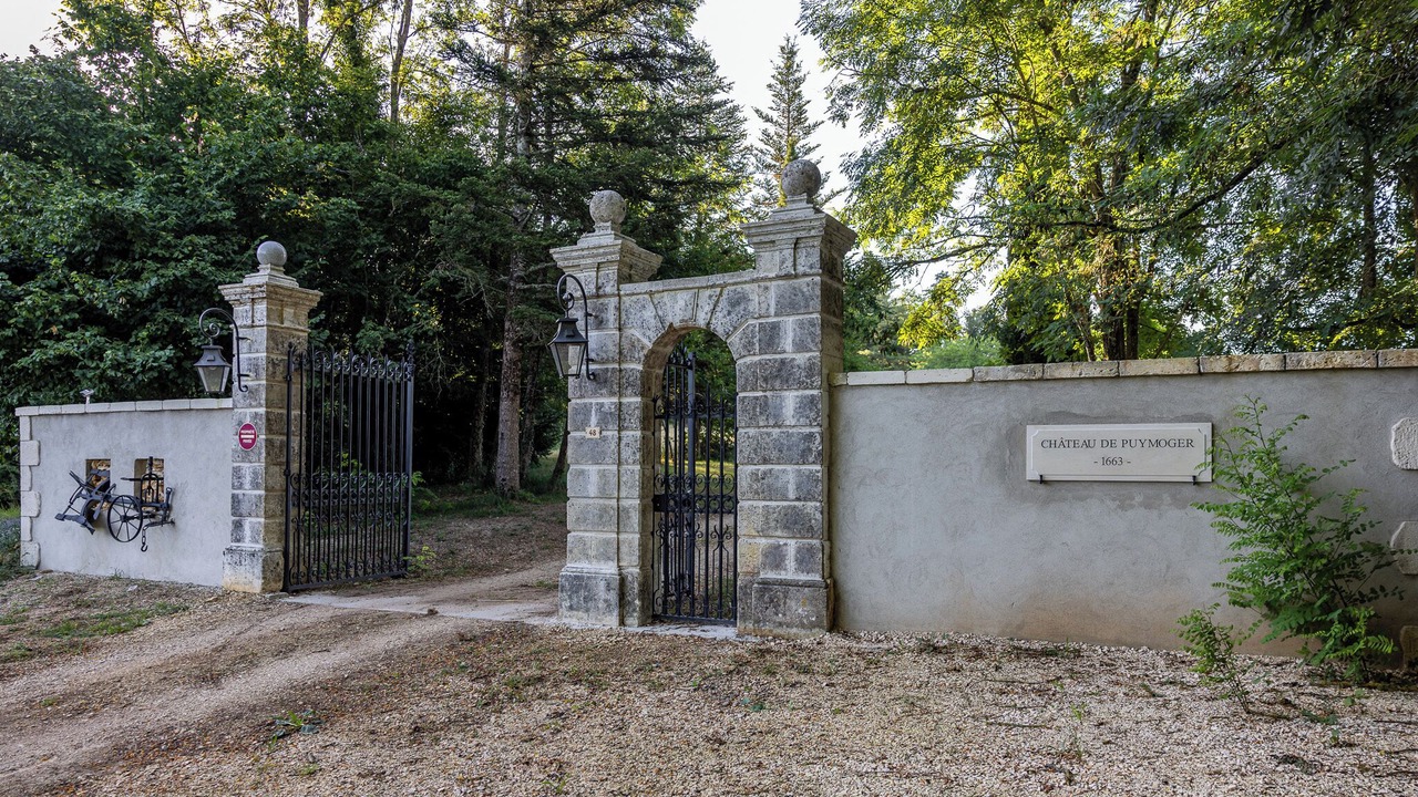 Photo of Outdoor in Javerlhac-et-la-Chapelle-St-Robert