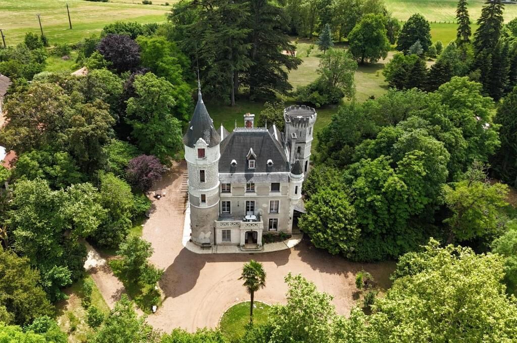 Photo of Outdoor in Javerlhac-et-la-Chapelle-St-Robert