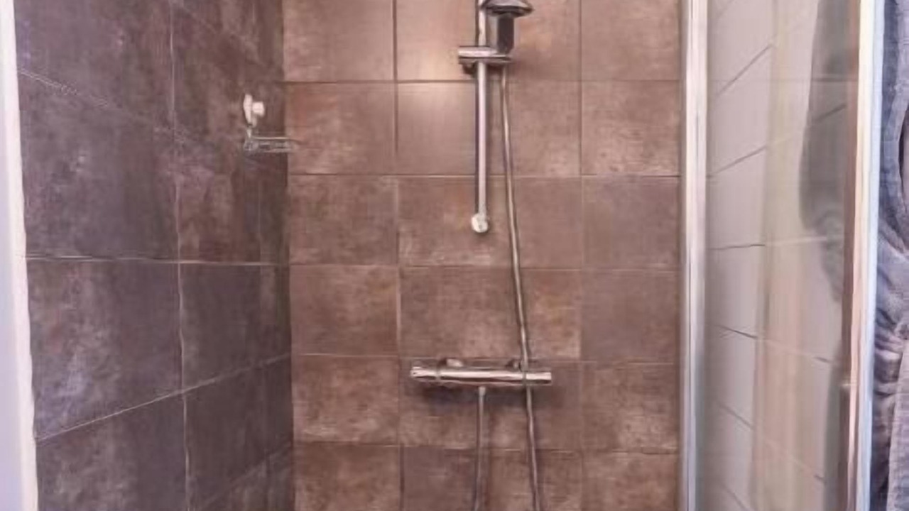 Photo of Bathroom in Desertines