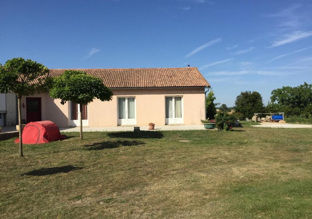 Photo of Outdoor in Vaux