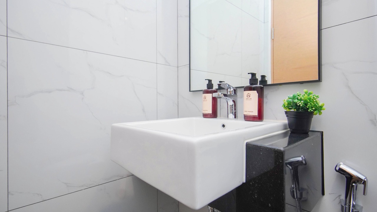 Photo of Bathroom in Semanggi
