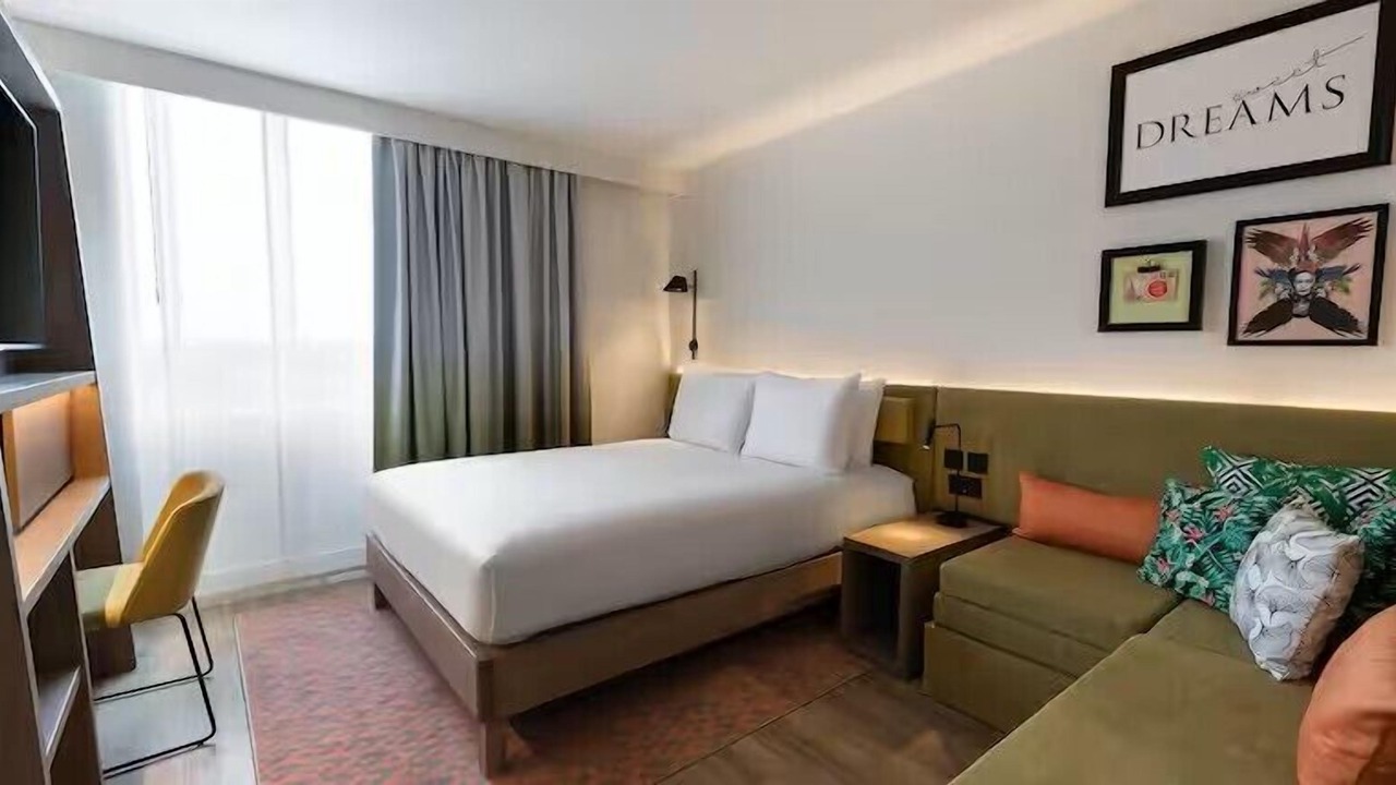 Photo of Bedroom in Saint-Ouen