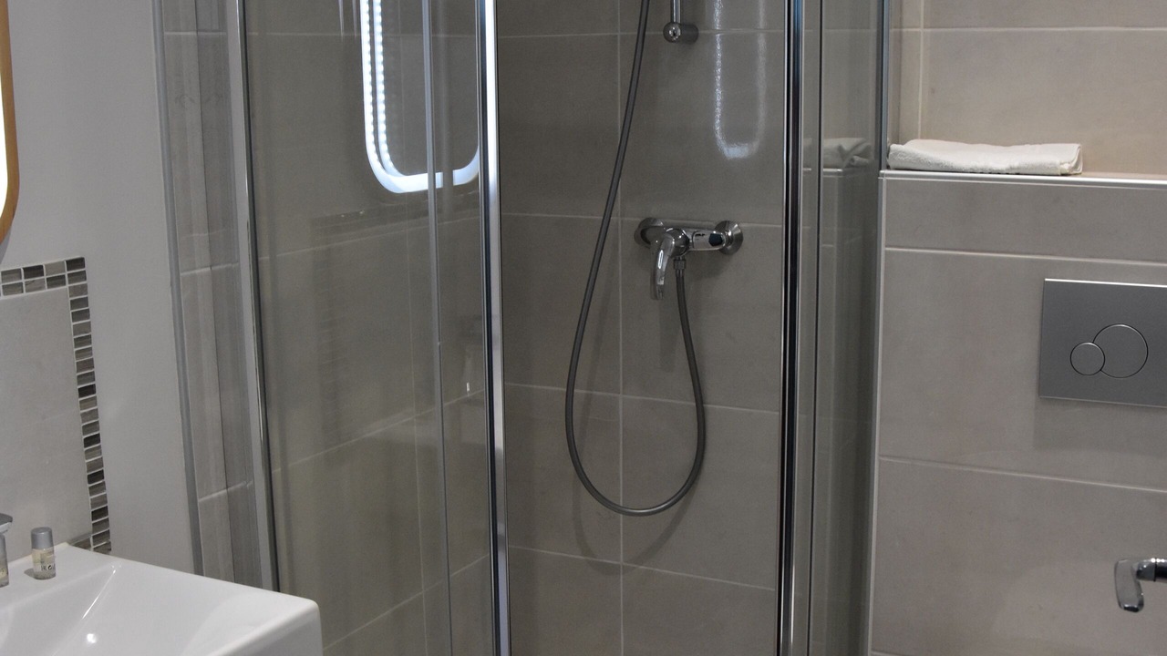 Photo of Bathroom in Jassat