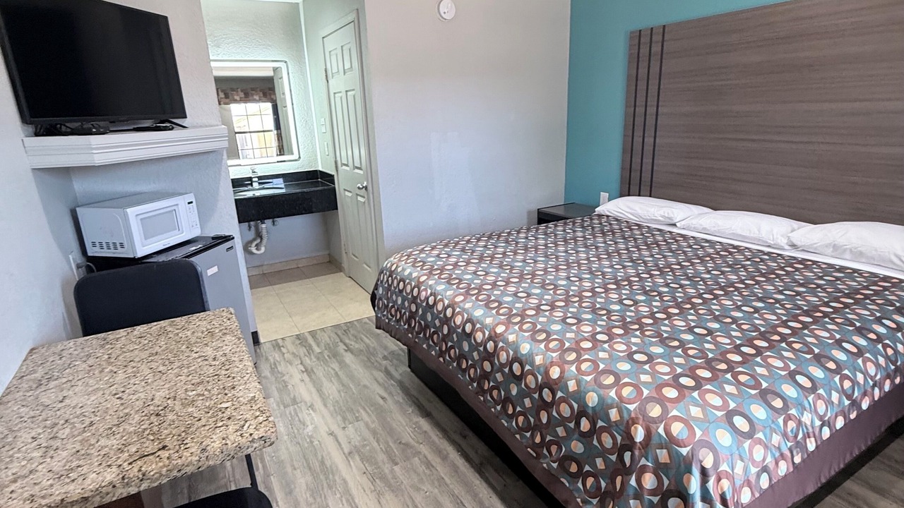 Photo of Bedroom in Bryan