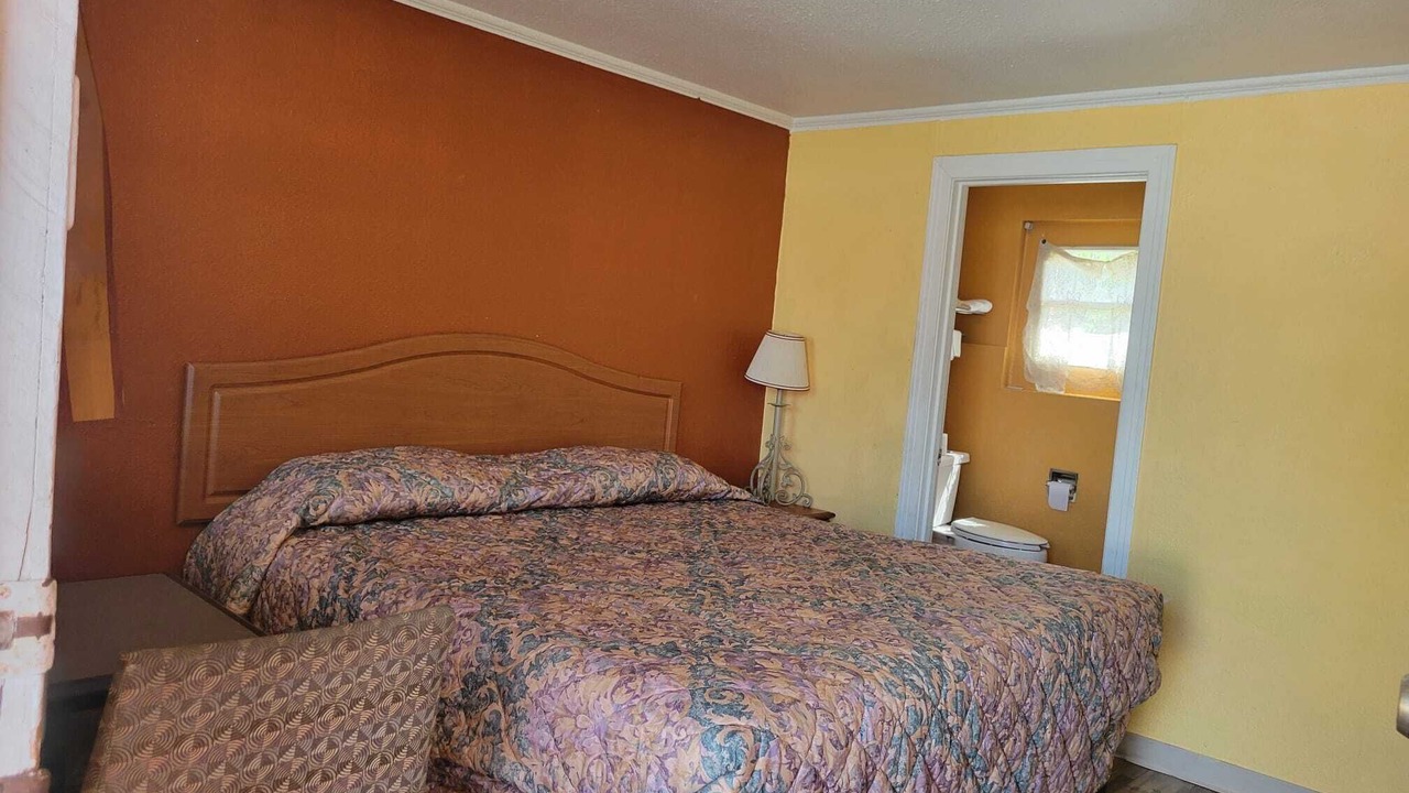 Photo of Bedroom in Daingerfield