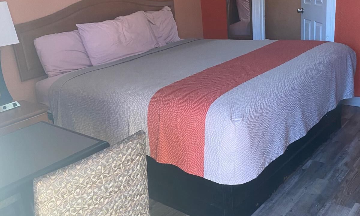 Photo of Bedroom in Daingerfield