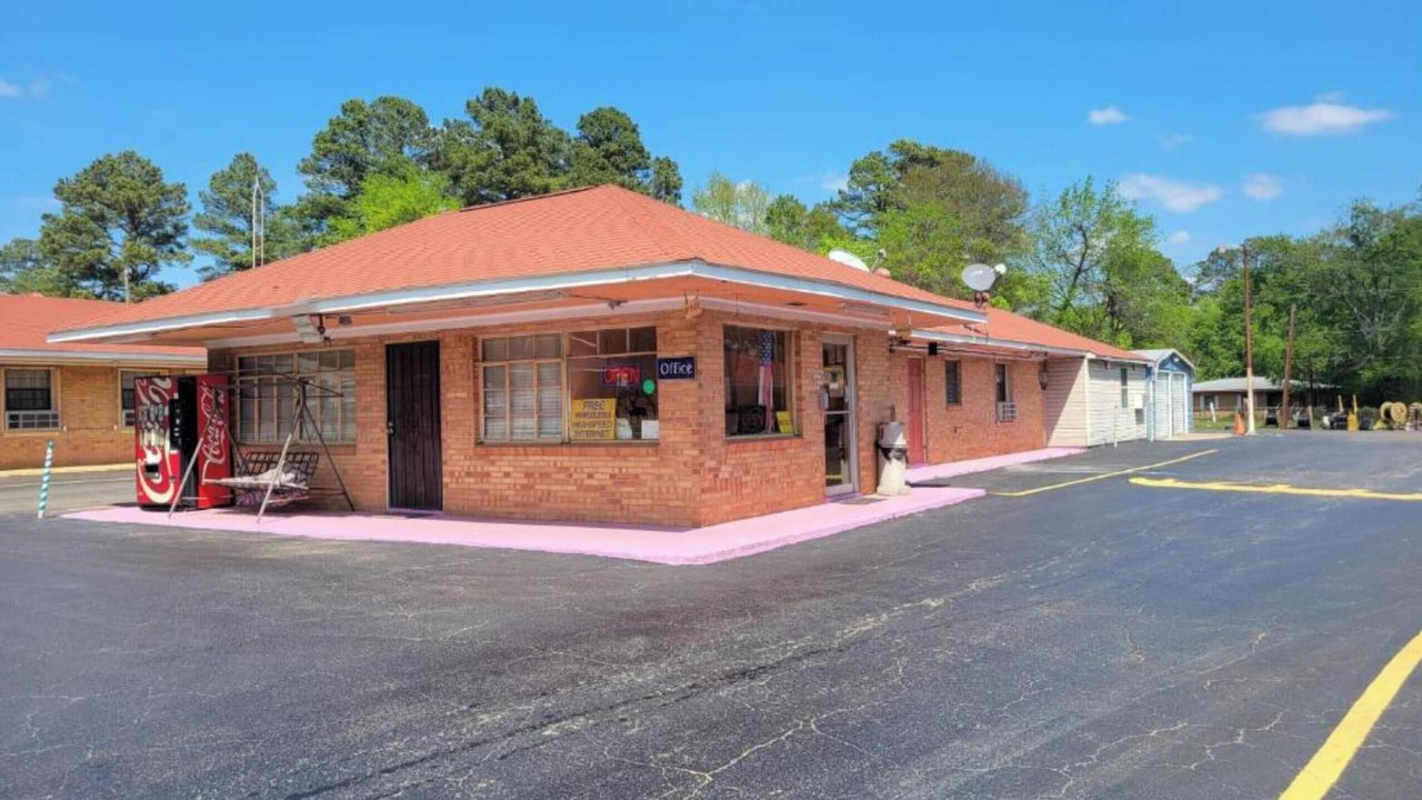 Photo of Others in Daingerfield