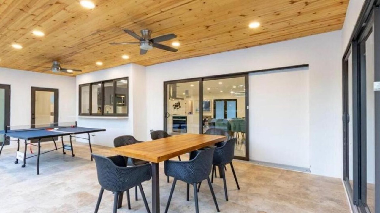 Photo of Patio Balcony in Emerald Hills