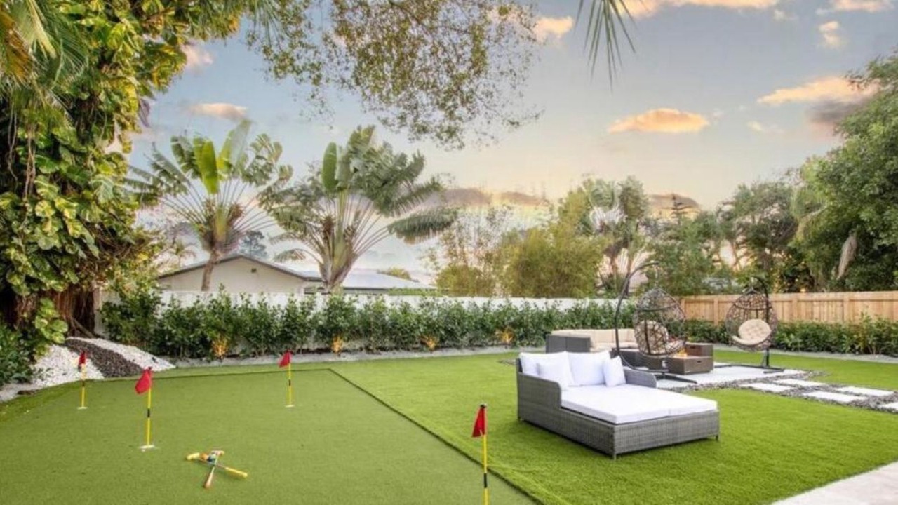Photo of Outdoor in Emerald Hills