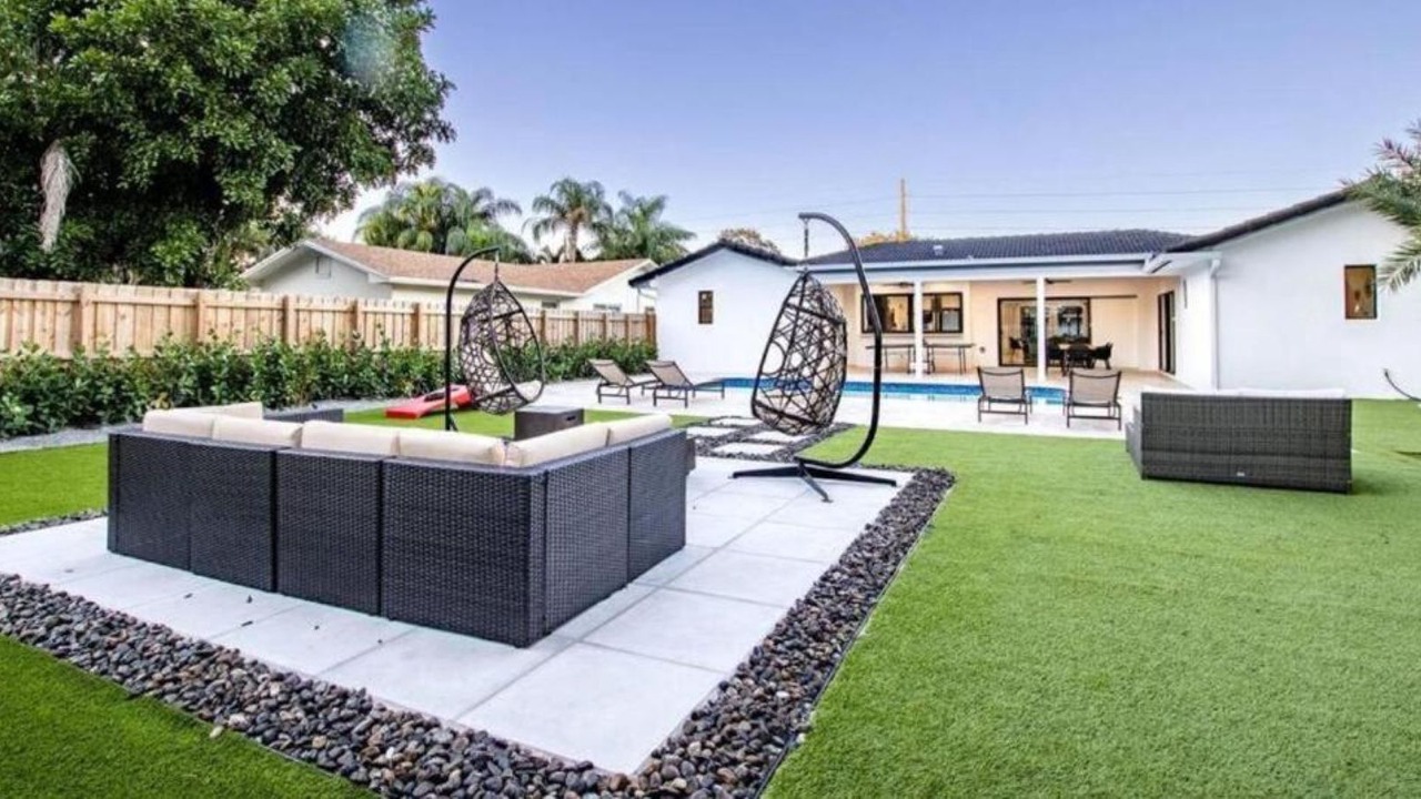 Photo of Outdoor in Emerald Hills