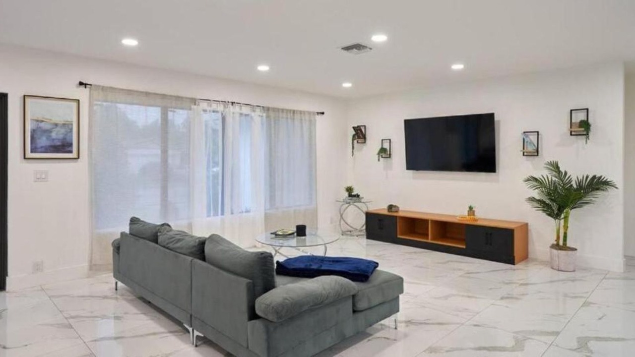 Photo of Bedroom in Emerald Hills