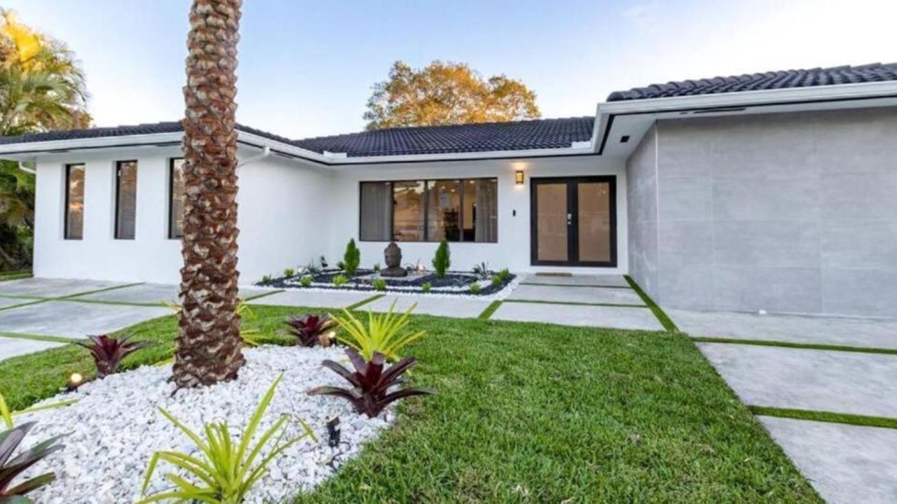 Photo of Outdoor in Emerald Hills