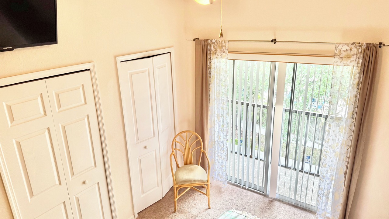 Photo of Patio Balcony in Bahama Bay