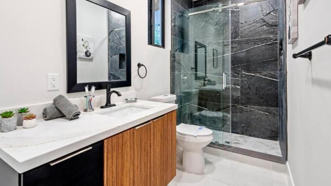 Photo of Bathroom in Golden Glades