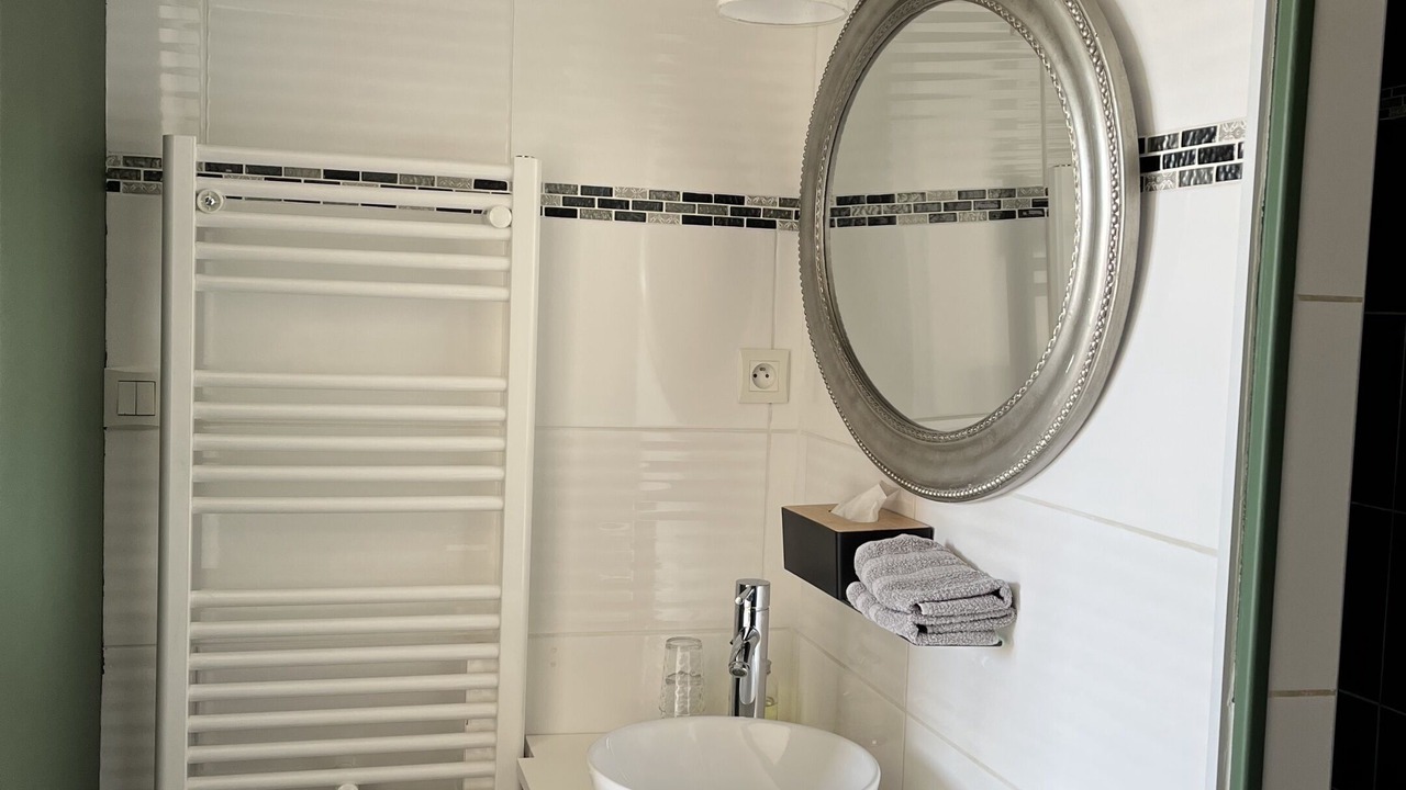 Photo of Bathroom in 13th Arrondissement