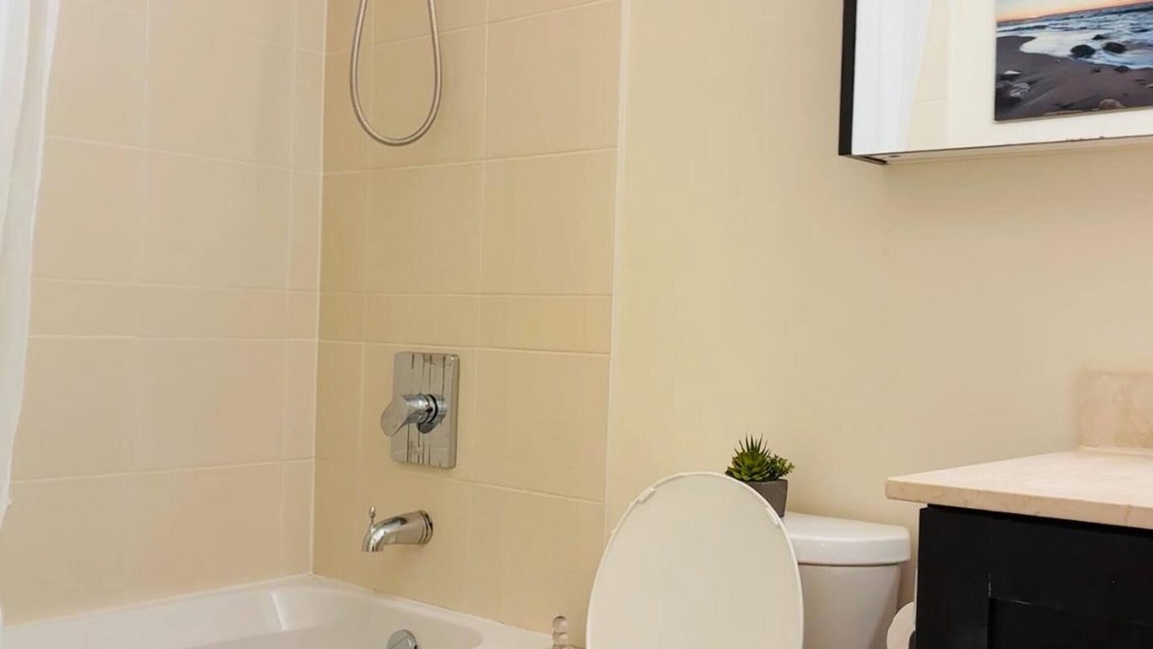 Photo of Bathroom in Downtown Mississauga
