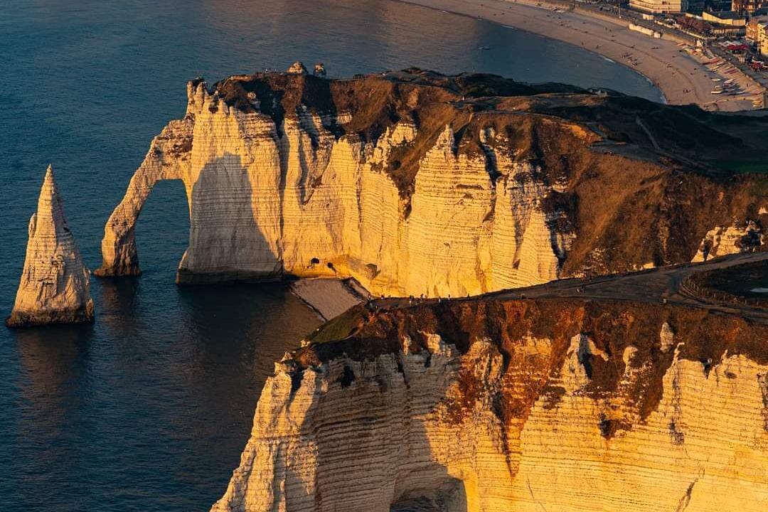Photo of Others in Etretat