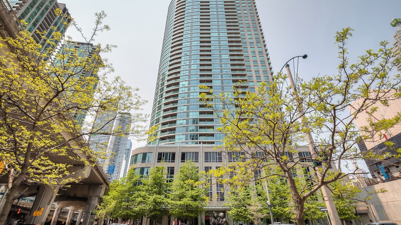 Photo of Outdoor in Toronto Entertainment District