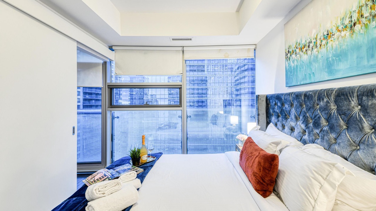 Photo of Bedroom in Toronto Entertainment District