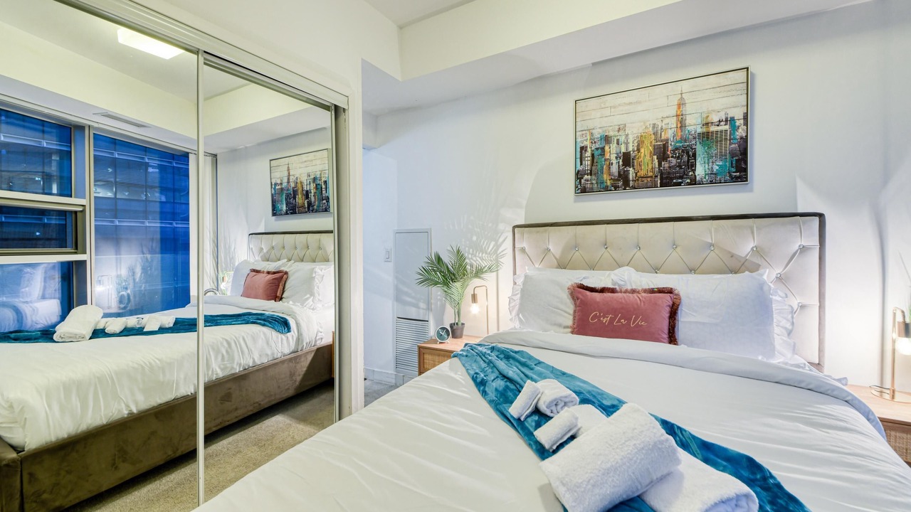 Photo of Bedroom in Toronto Entertainment District