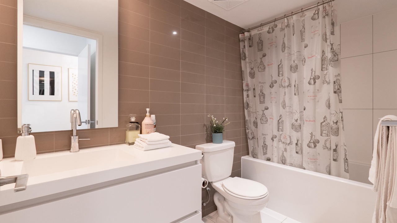 Photo of Bathroom in Toronto Entertainment District