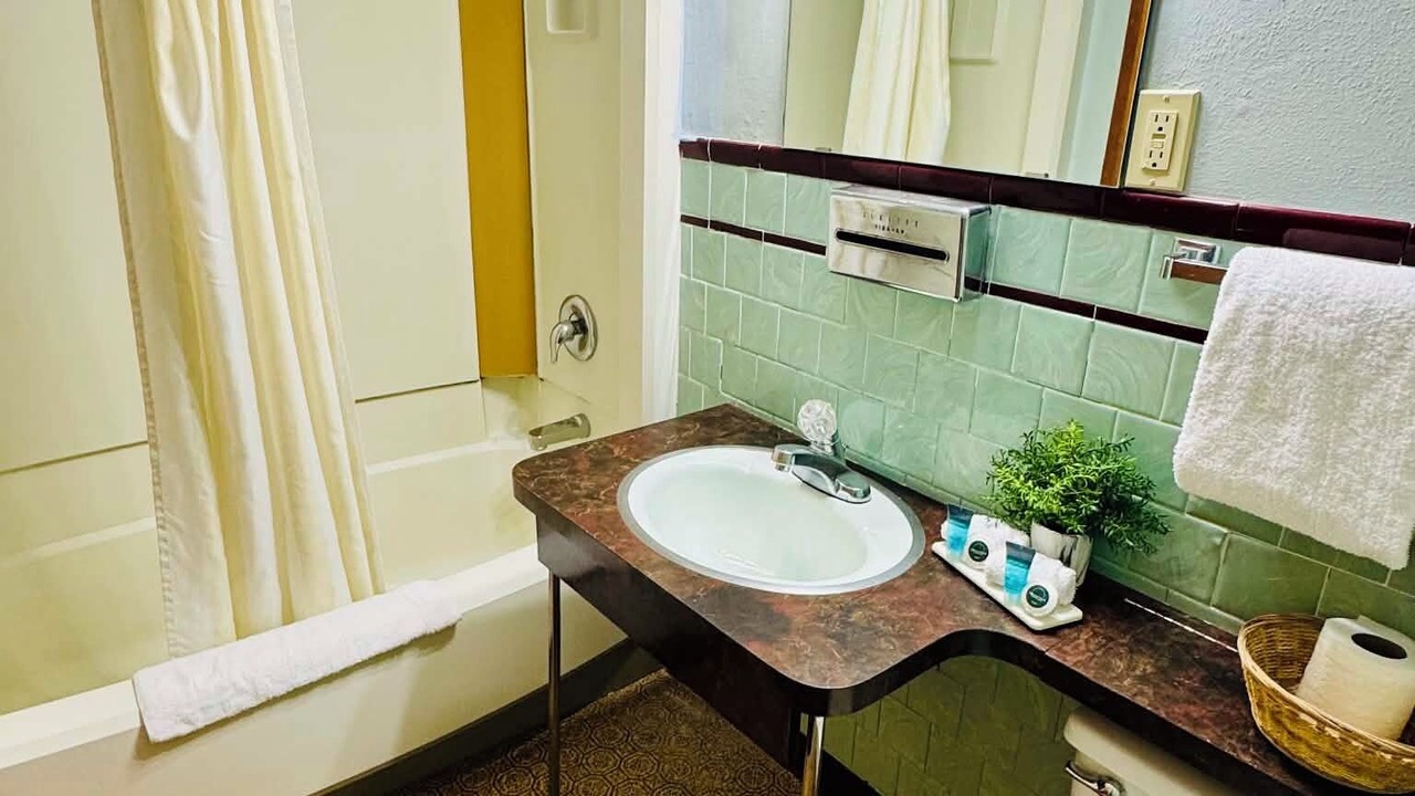 Photo of Bathroom in Norton
