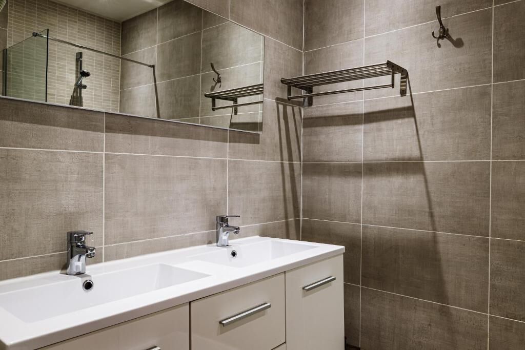 Photo of Bathroom in Carnot - Gailleton