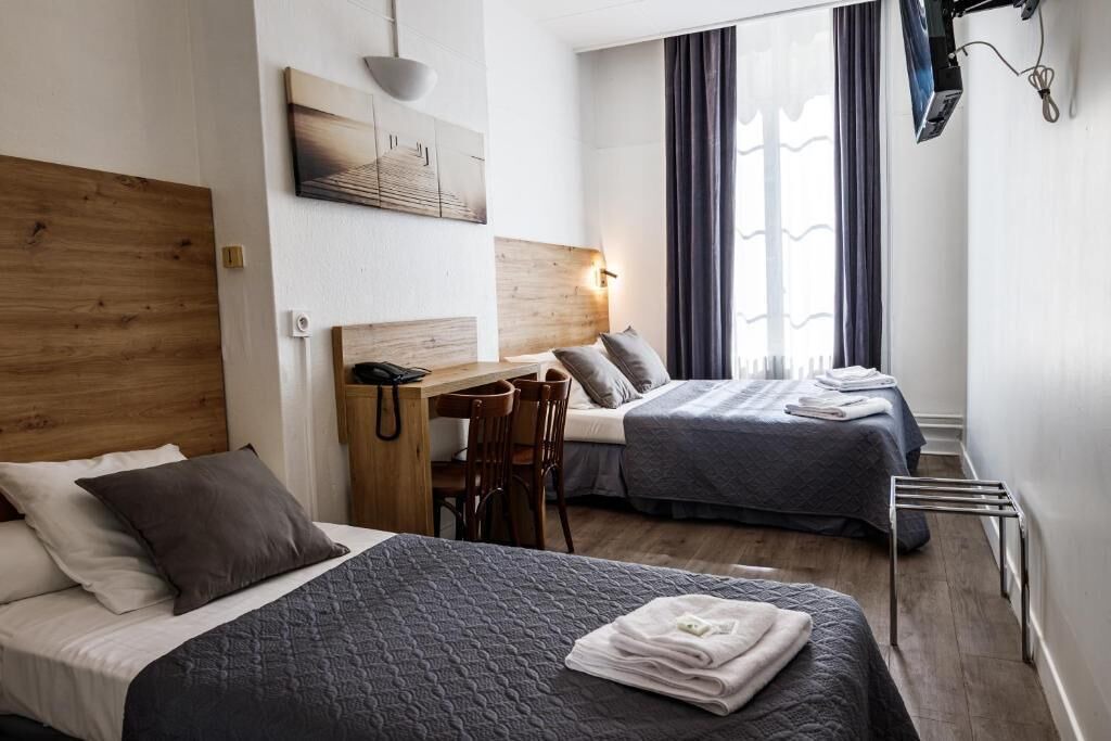 Photo of Bedroom in Carnot - Gailleton