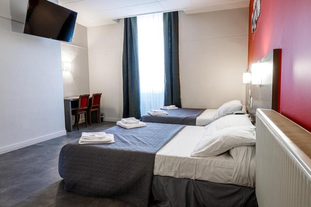 Photo of Bedroom in Carnot - Gailleton