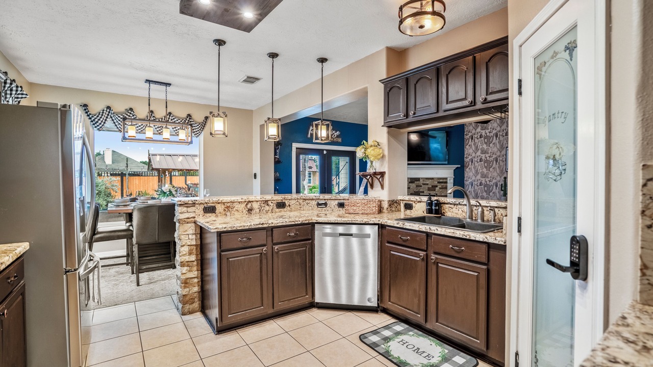 Photo of Kitchen in Alvin