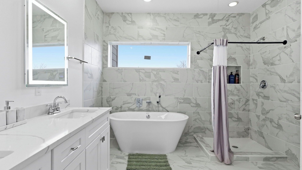 Photo of Bathroom in OST - South Union