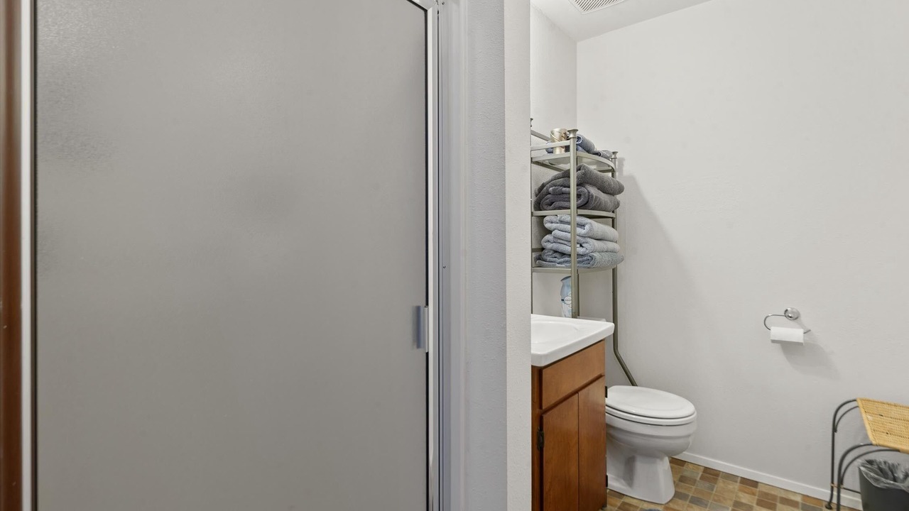 Photo of Bathroom in Friendly