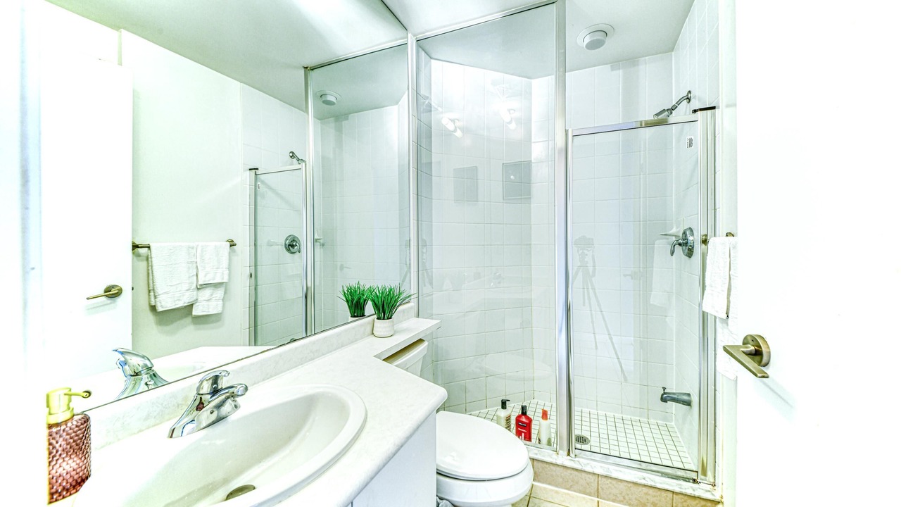 Photo of Bathroom in Trinity - Bellwoods