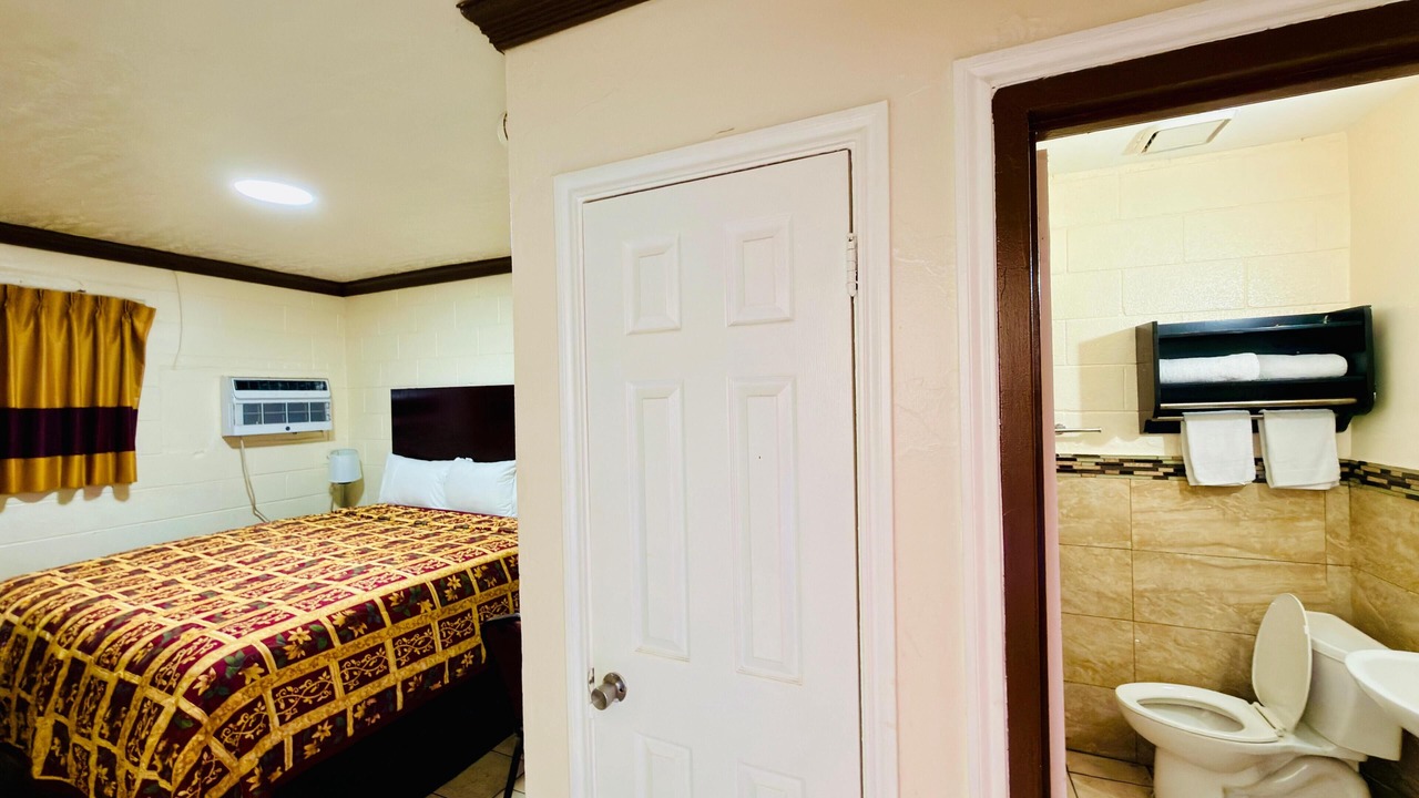 Photo of Bedroom in South Dallas - Fair Park
