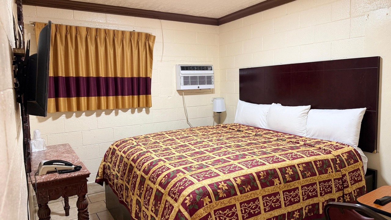 Photo of Bedroom in South Dallas - Fair Park