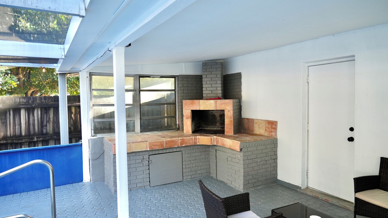 Photo of Patio Balcony in Driftwood
