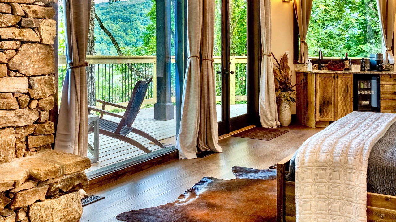 Photo of Bedroom in Waynesville