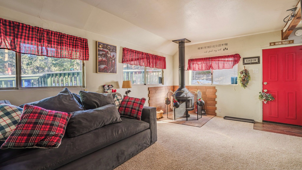 Photo of Patio Balcony in Arrowbear Lake