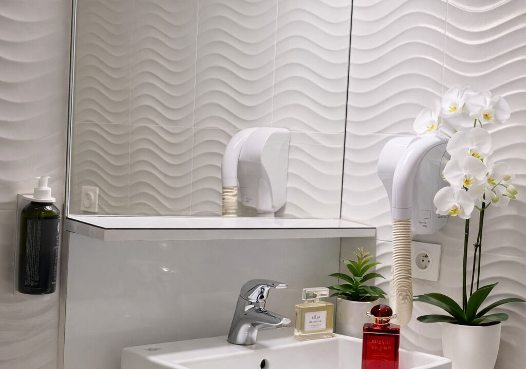 Photo of Bathroom in Rungis