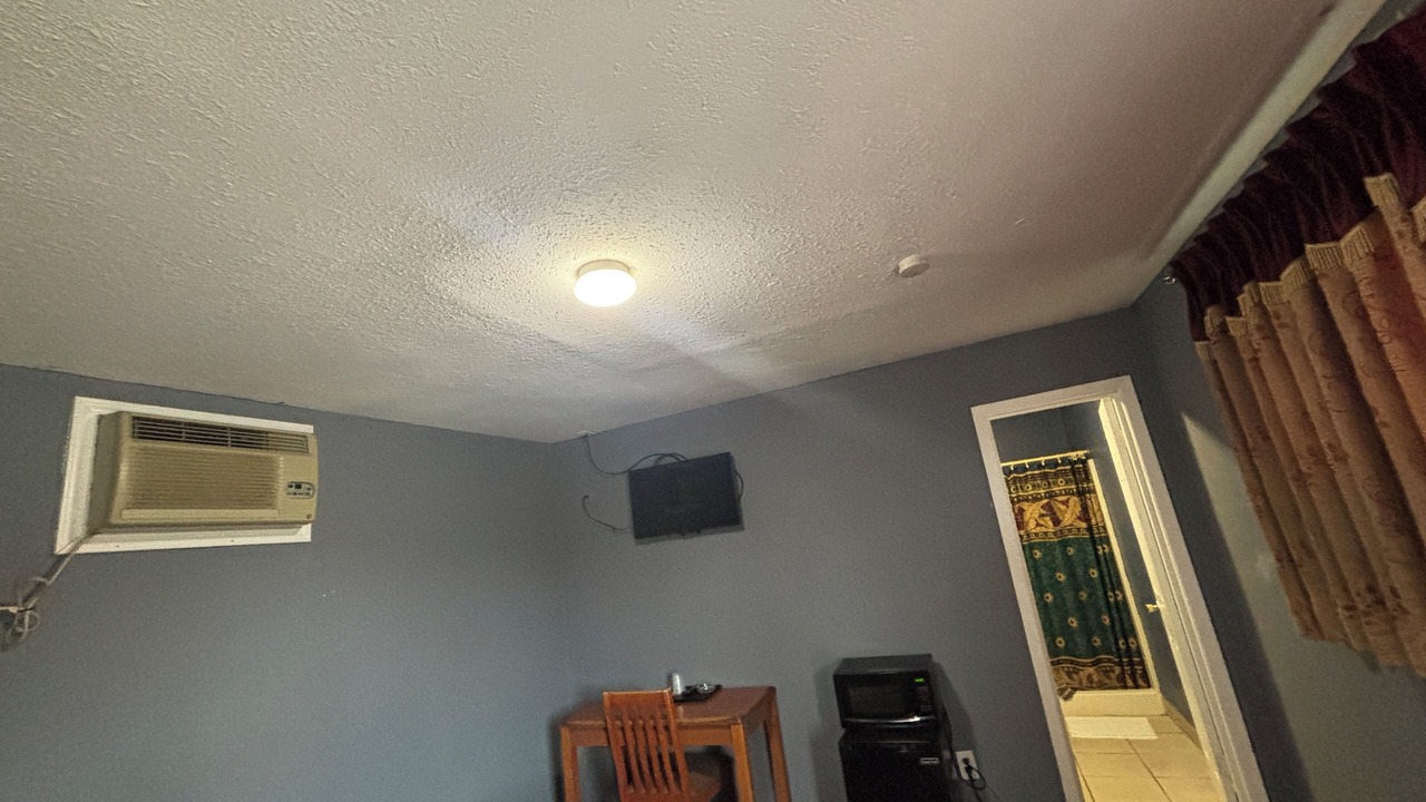 Photo of Bedroom in Greater Greenspoint