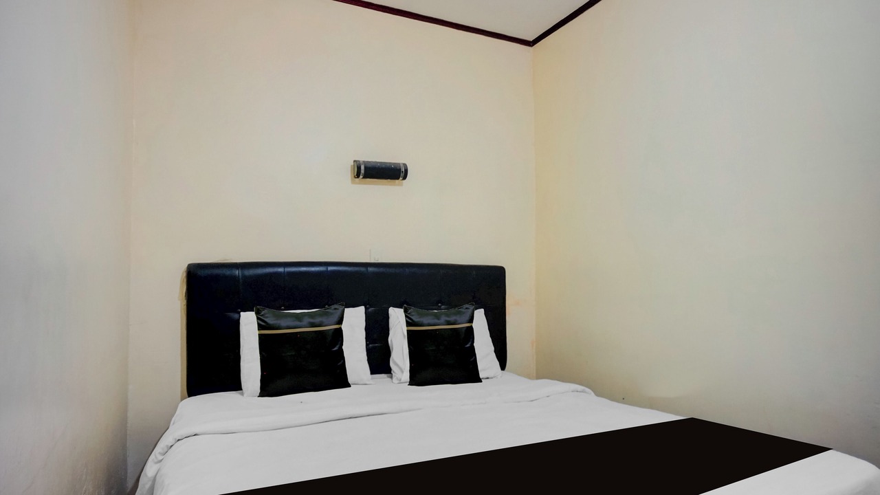 Photo of Bedroom in Berastagi