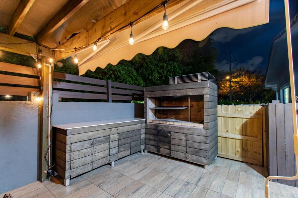 Photo of Patio Balcony in North Miami Beach