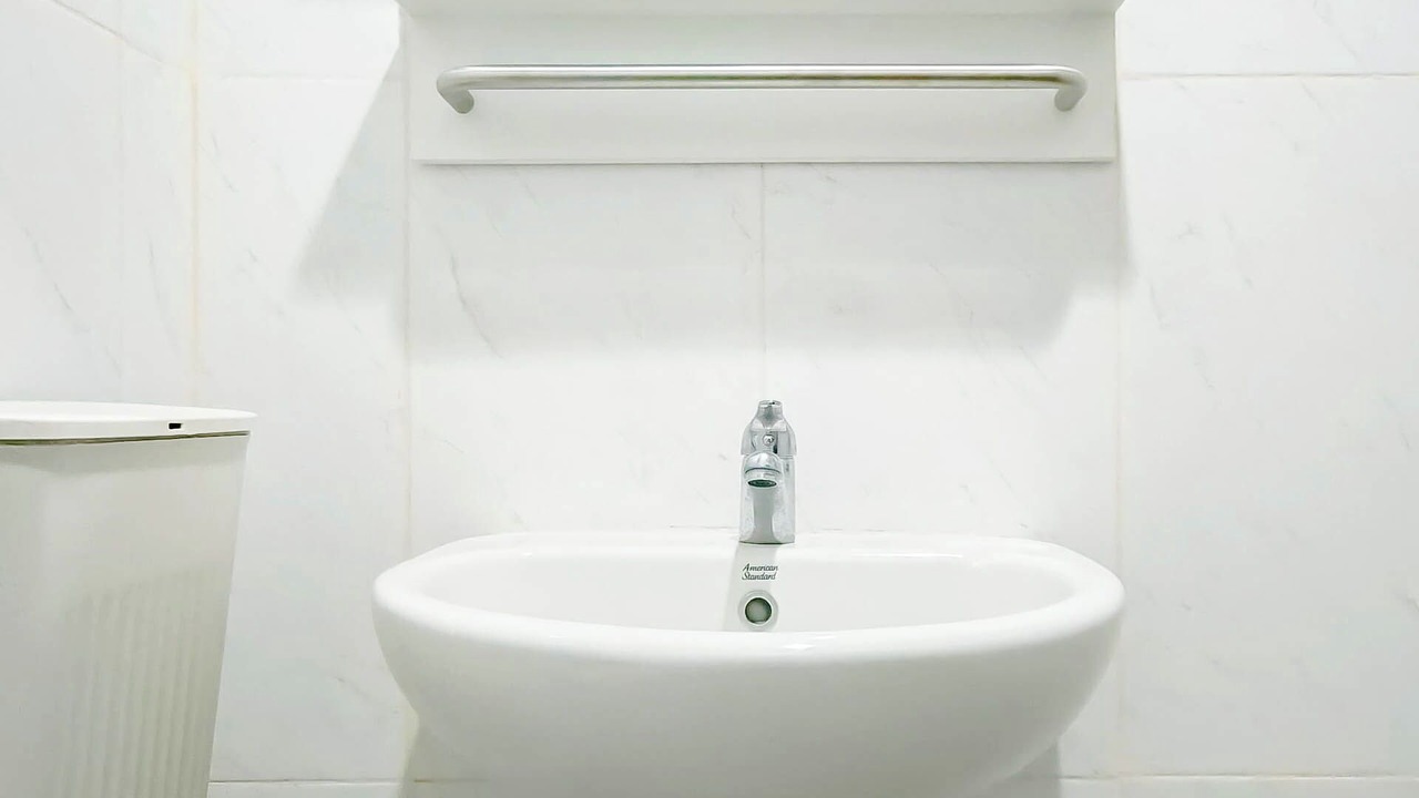 Photo of Bathroom in Biringkanya